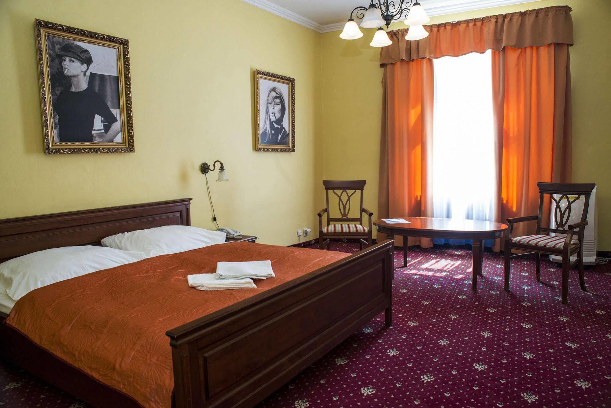 Film Hotel Bratislava Dış mekan fotoğraf